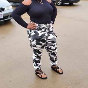 Camo pants